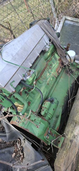 Silnik john deere 1085