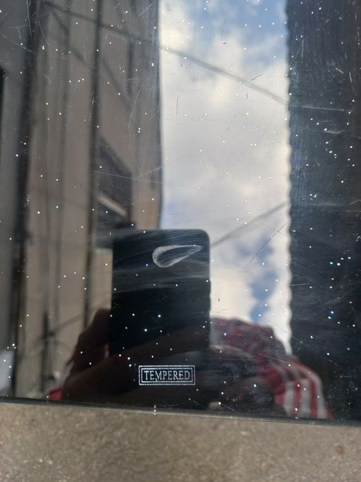 Стеклянная столешница для обеденного или журнального стола