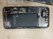iPhone 13 на запчастини
