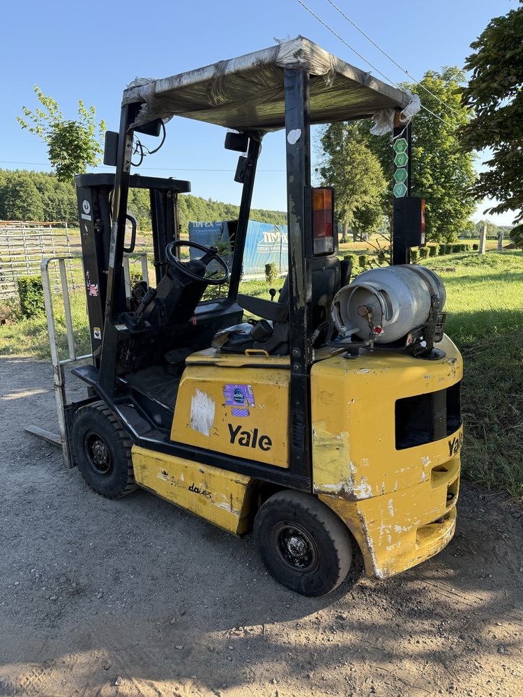 Wozek widłowy Yale 2 t udzwigu wolny skok
