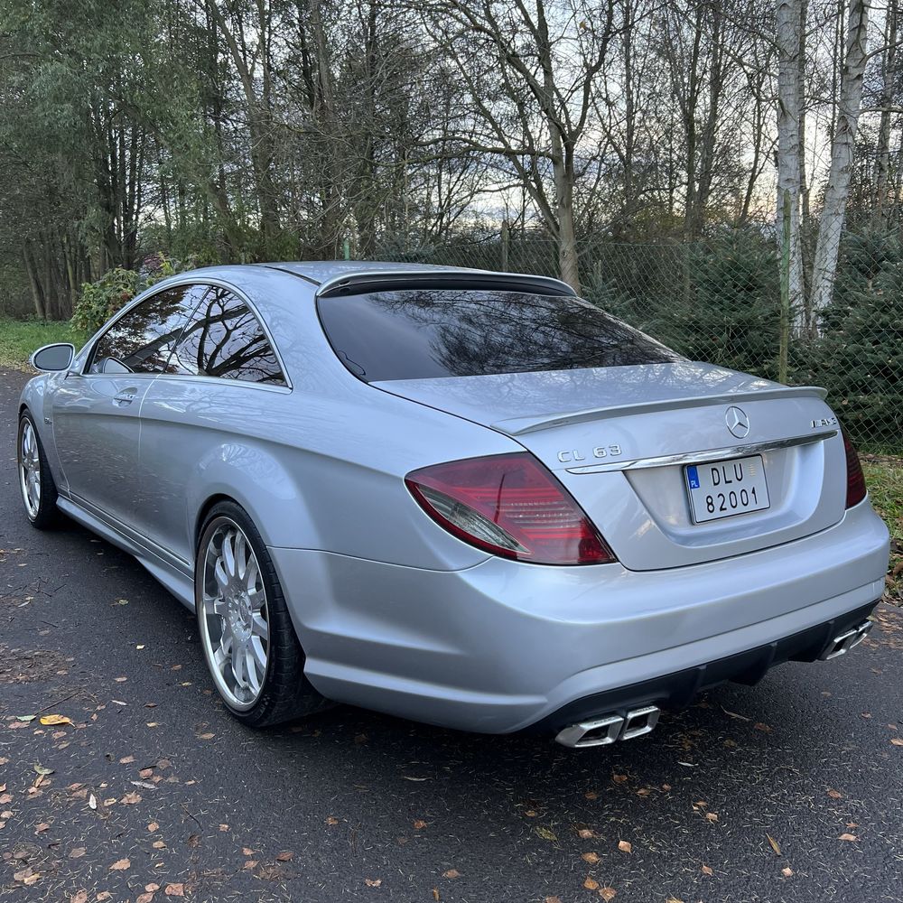 Mercedes CL63 525km