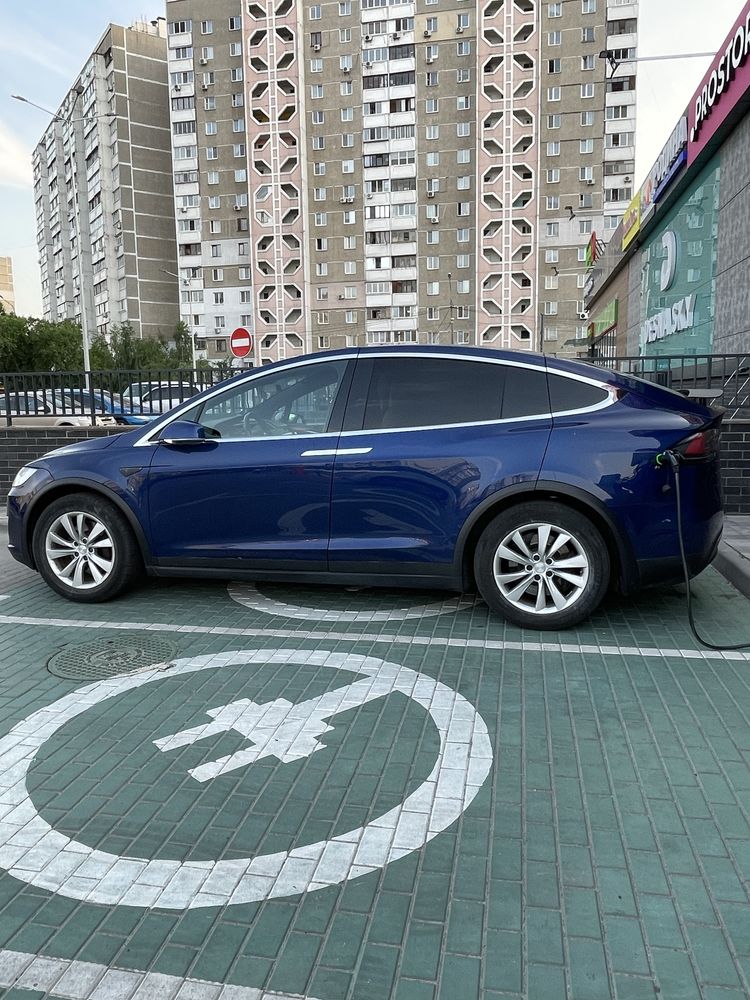 Tesla model X 90D dual motor