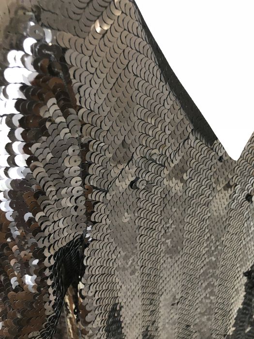 Вечірня сукня в паєтках