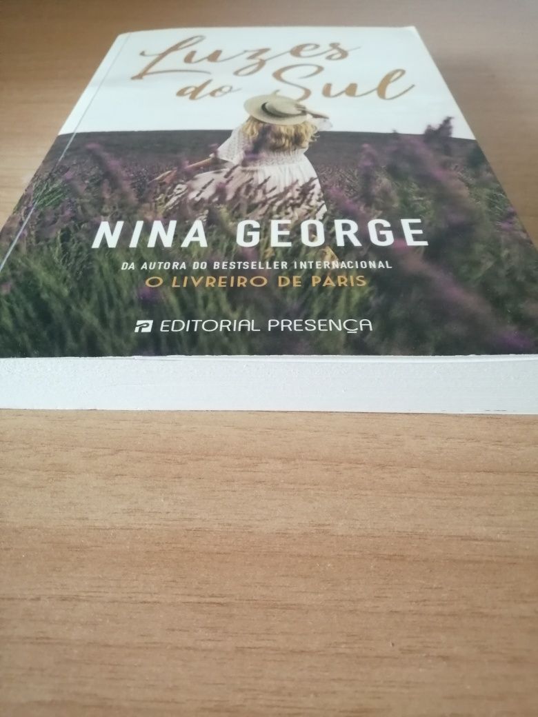 Livro "Luzes do Sul" de Nina George