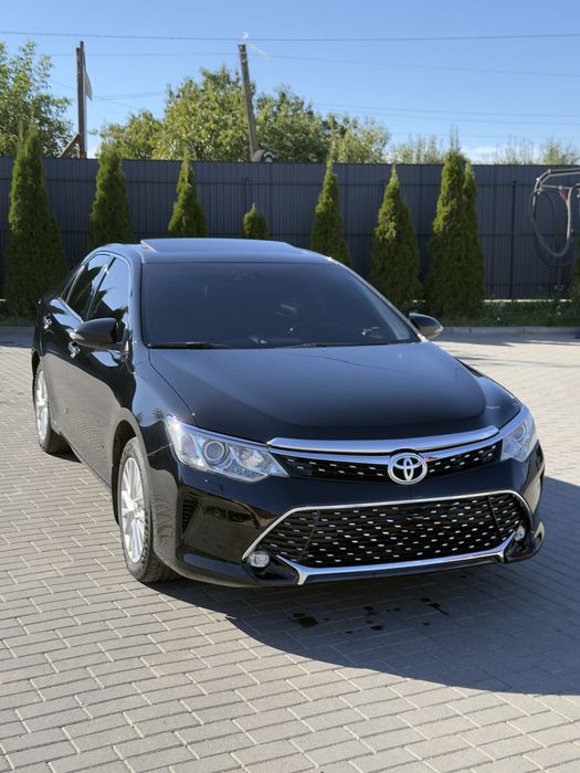 Продаю власну Toyota Camry 55
