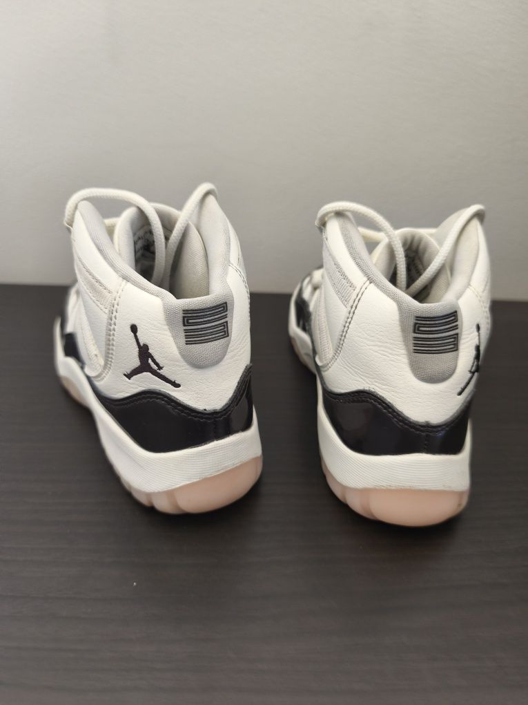 Nike Air Jordan 11