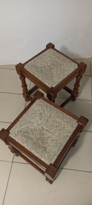 2 bancos madeira mogno
