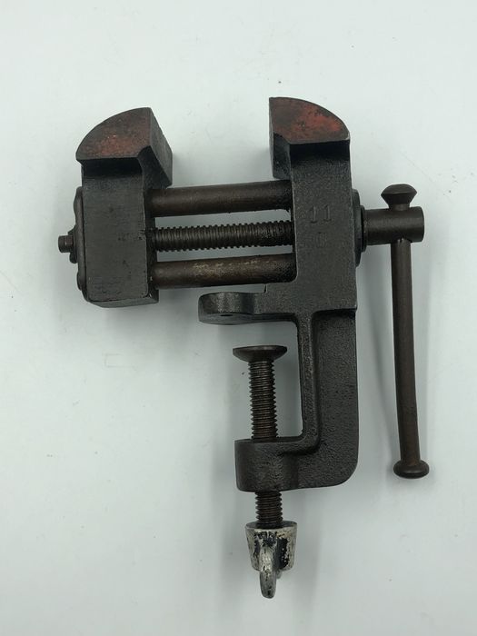 Małe stare  imadło polecam