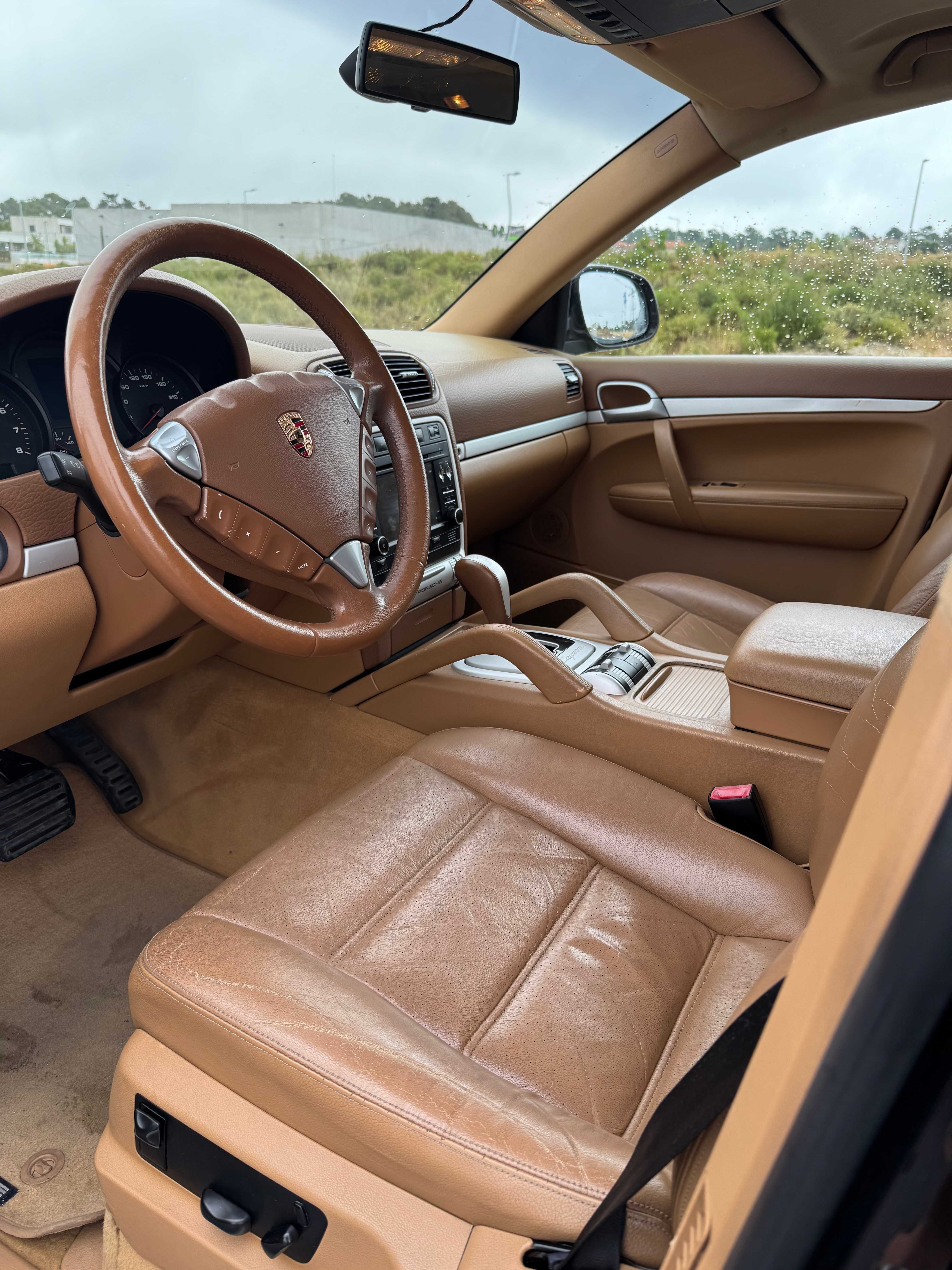 Porsche Cayenne V6 3.2
