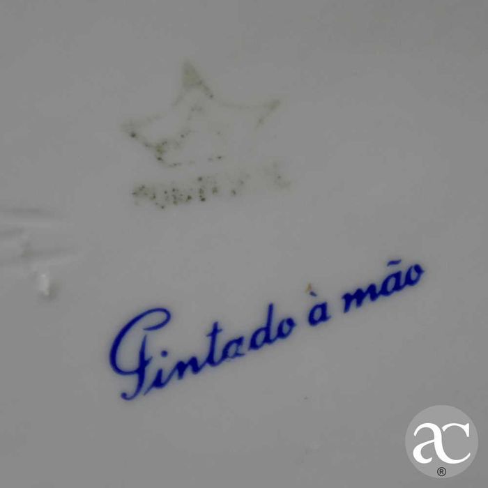 Pote com tampa hexagonal porcelana Artibus, pintado a ouro e à mão