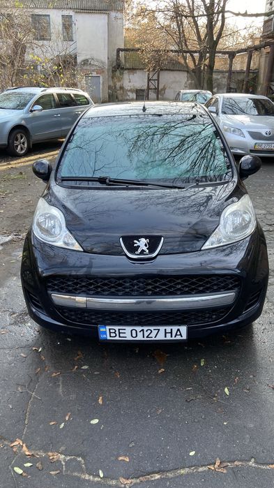 Продам Peugeot 107 2010 г