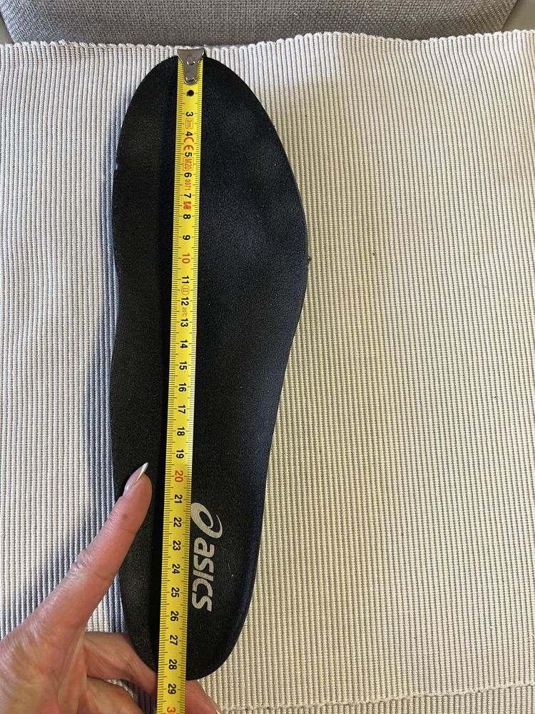 Asics кросівки оригінал