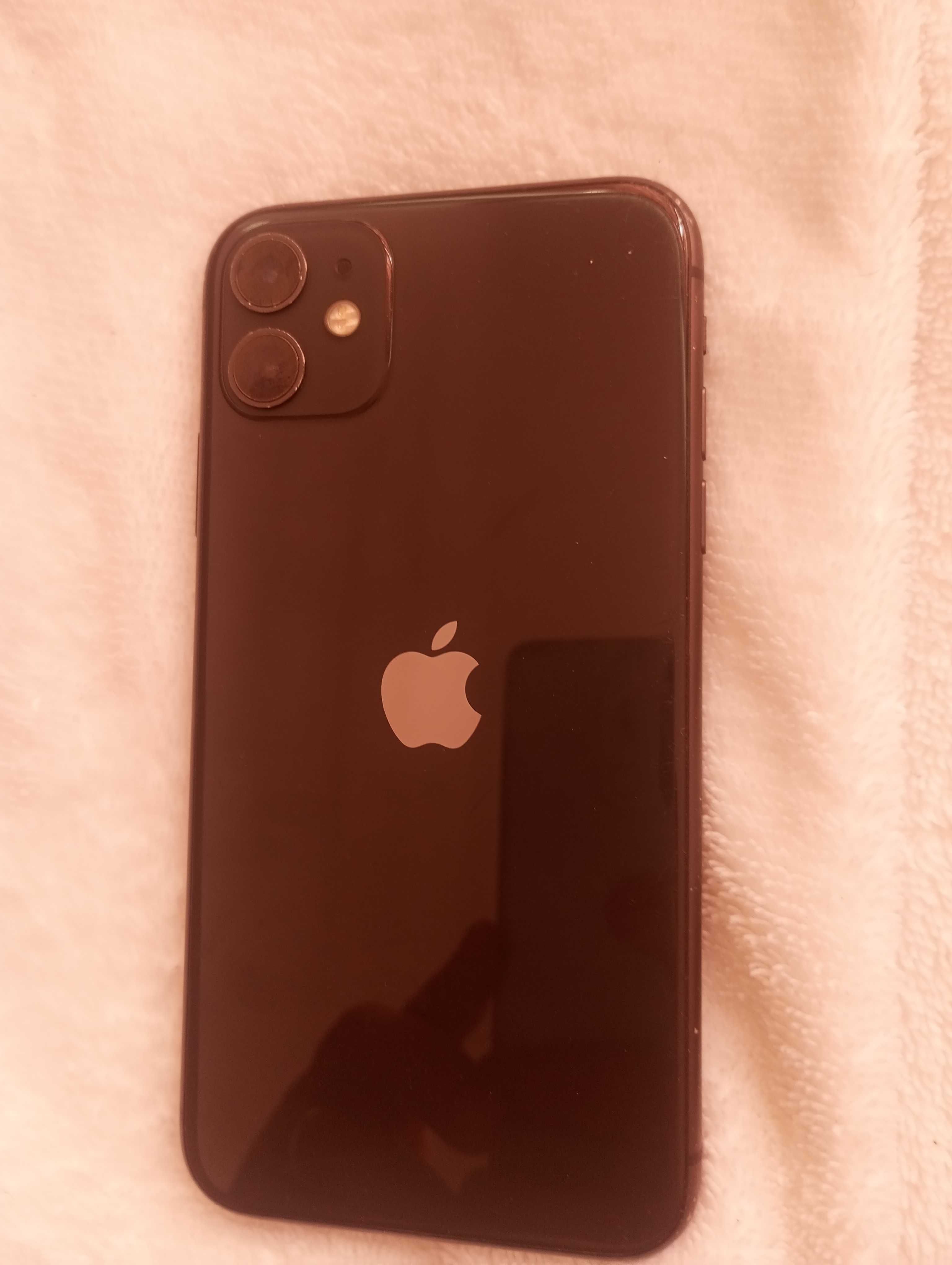 iPhone 11 64gb em bom estado
