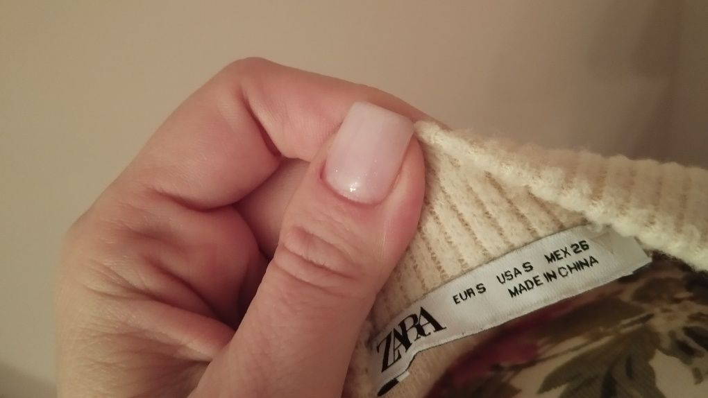 Sweterek Zara z frędzlami z cyrkoni ecru S/M