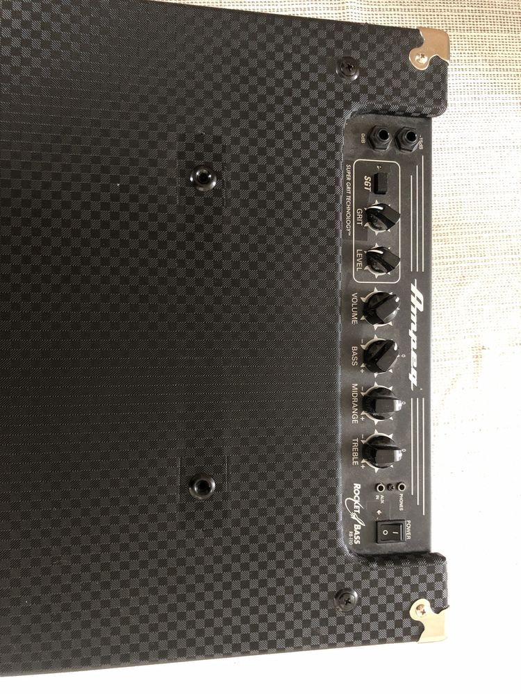 Ampeg Rocket Bass RB-110 wzmacniacz basowy