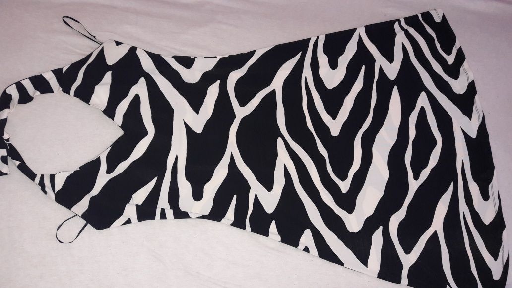 Sukienka H&M w modny zwierzęcy print