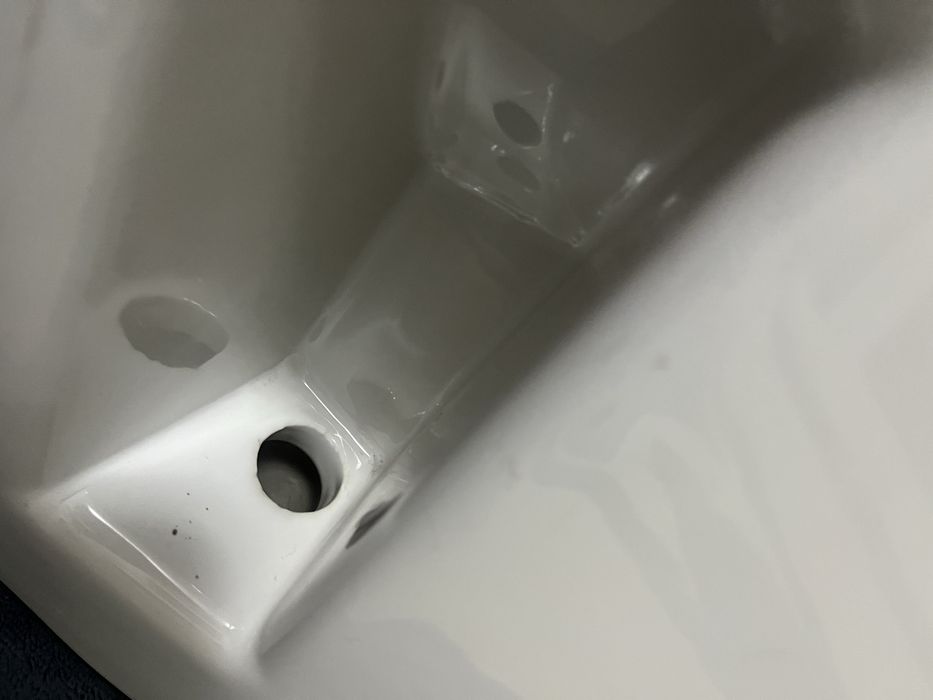 Bidet Cersanit podwieszany