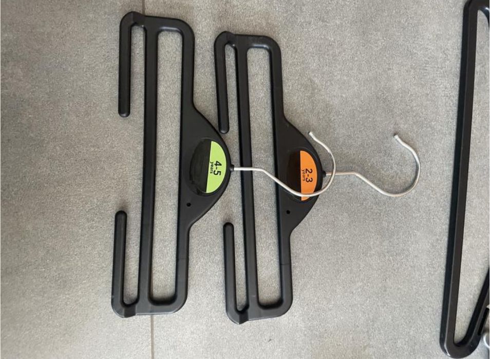 Вішалки дитячі для одягу, плечики, тремпеля