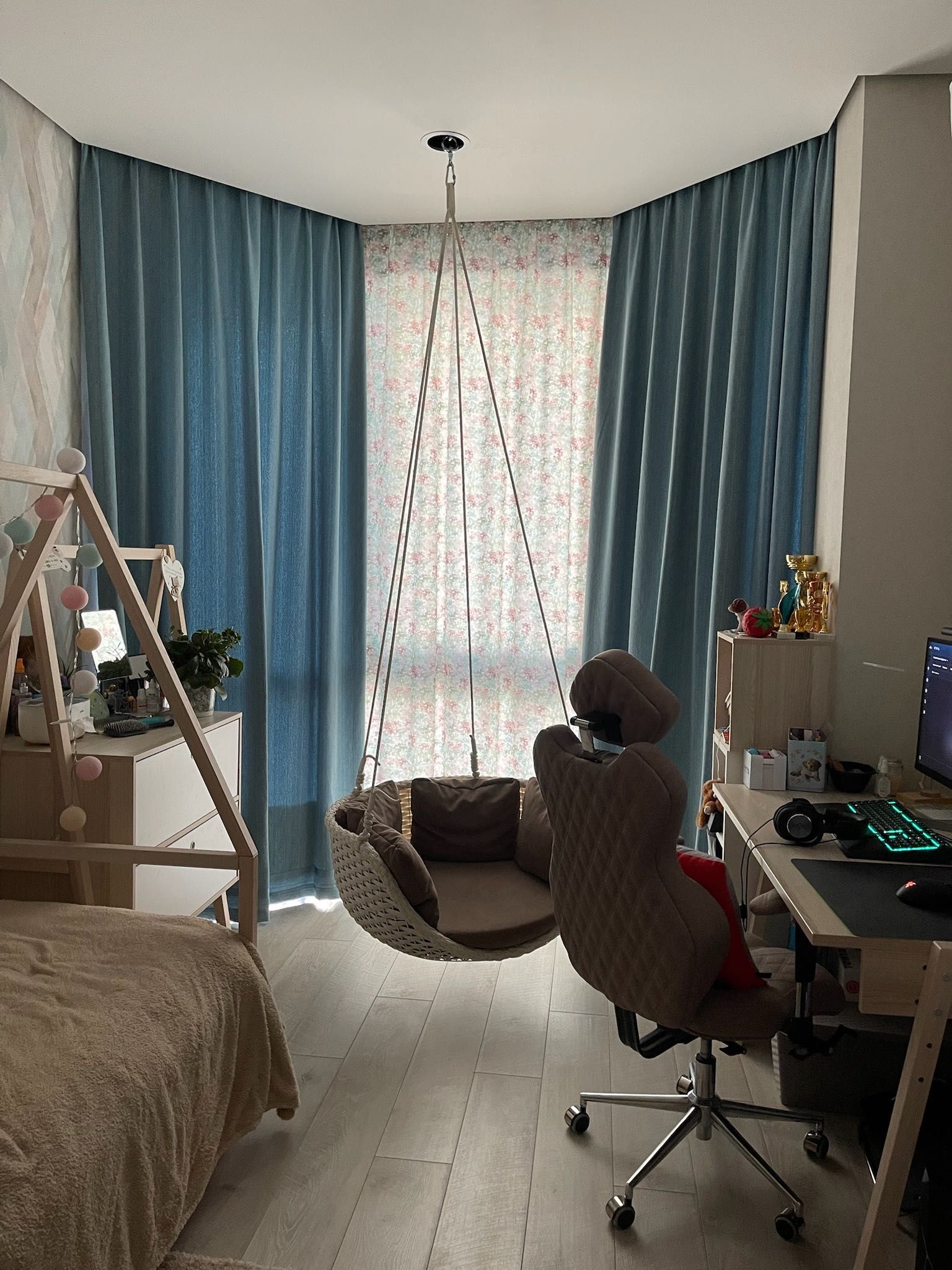 ПЕРЕУСТУПКА ВІД ВЛАСНИКА! Пентхаус із терасою 120 м² в ЖК Гранд Бурже