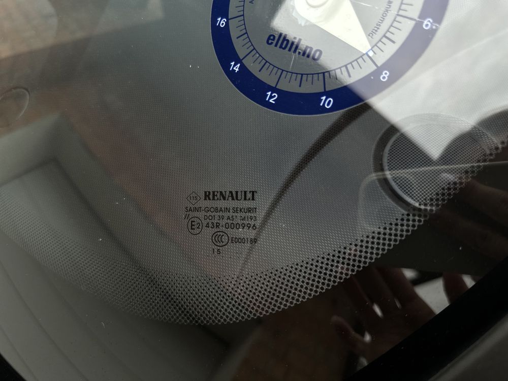 Продам Renault Zoe 2016 22kw