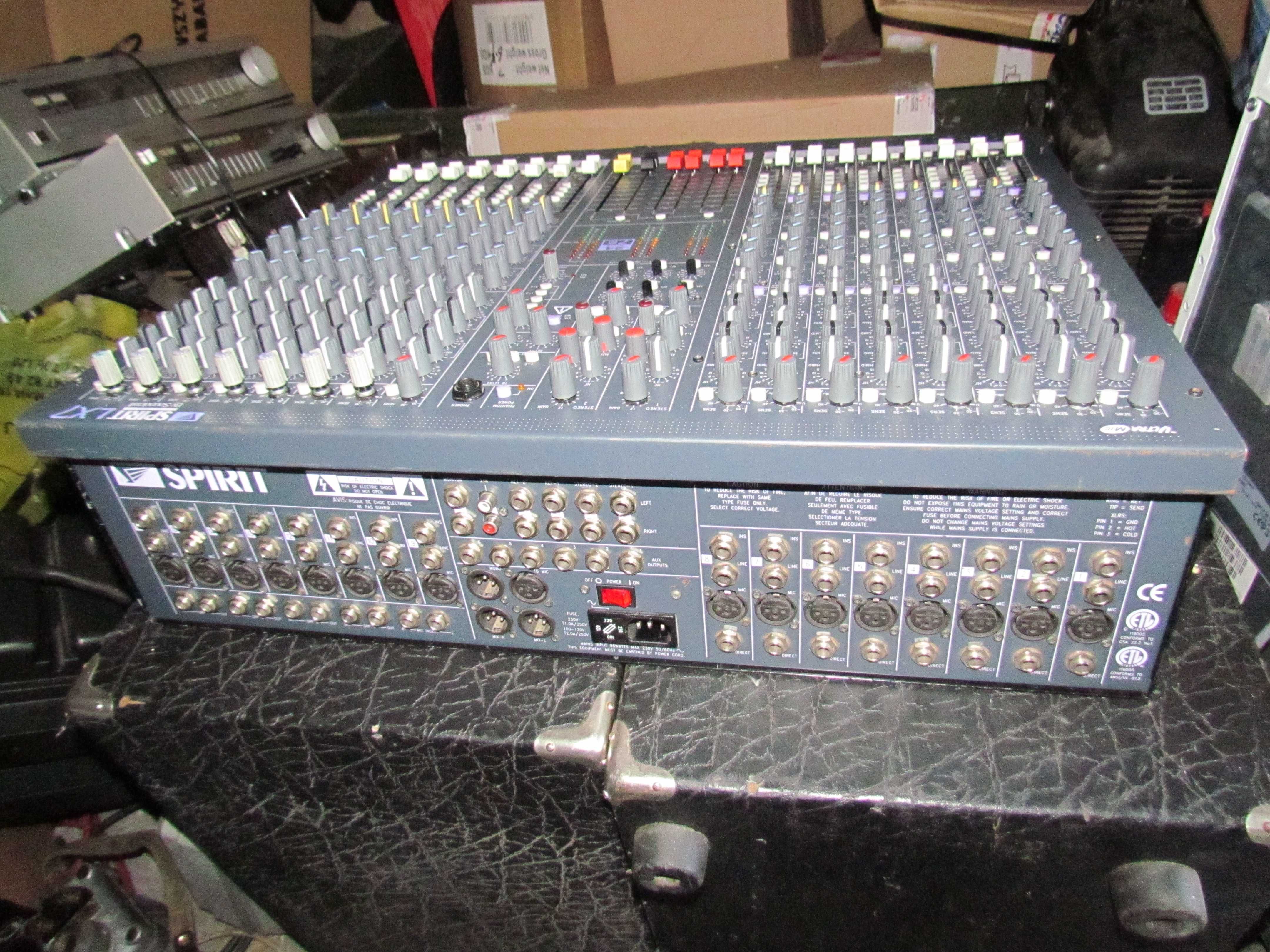 Mixer Soundcraft Spirit LX7