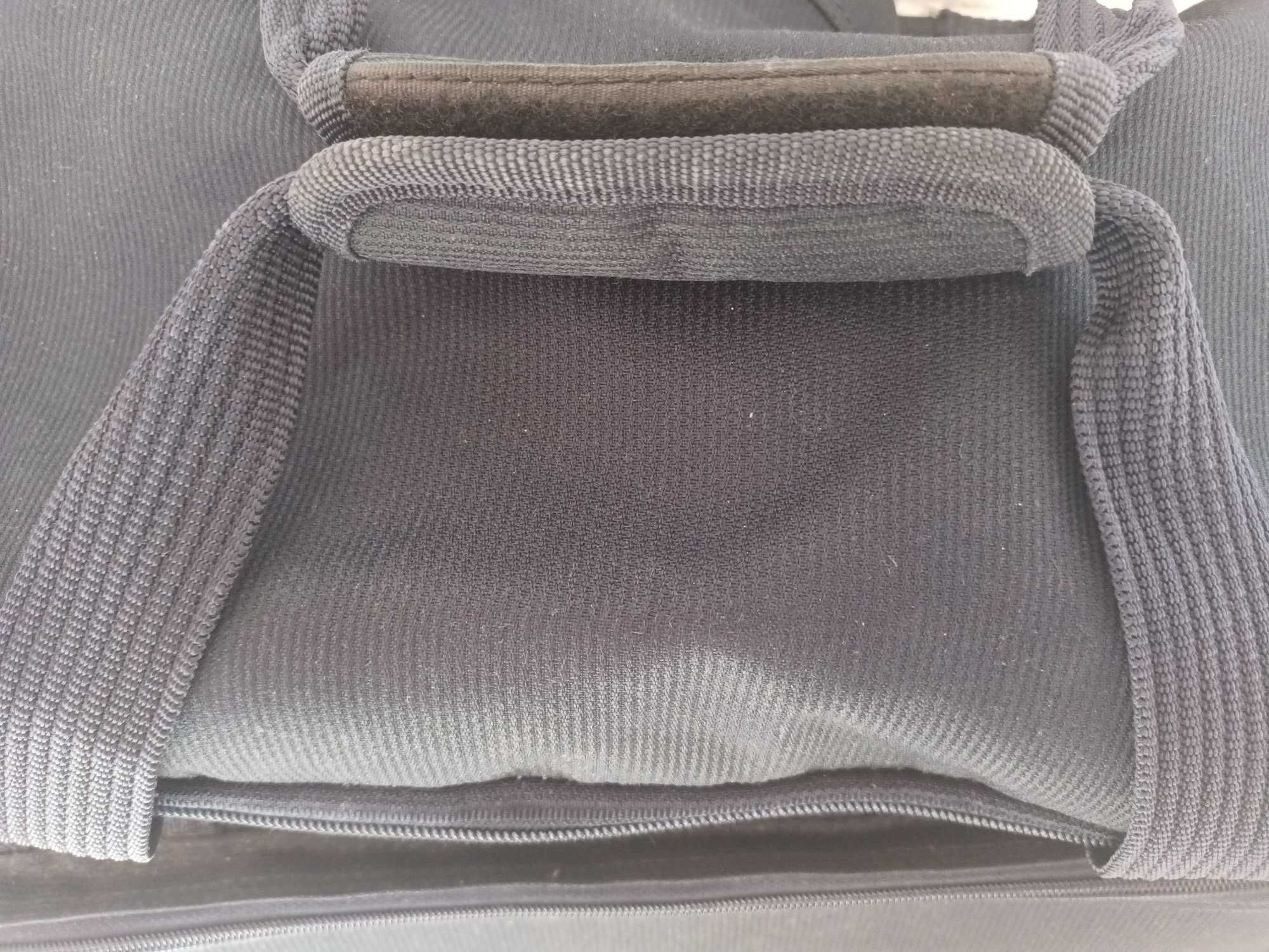 Saco de viagem CsD resistente - com algum uso em relativo bom estado.