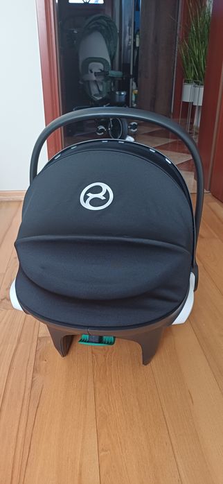 Fotelik Cybex Aton B2 i- size z bazą