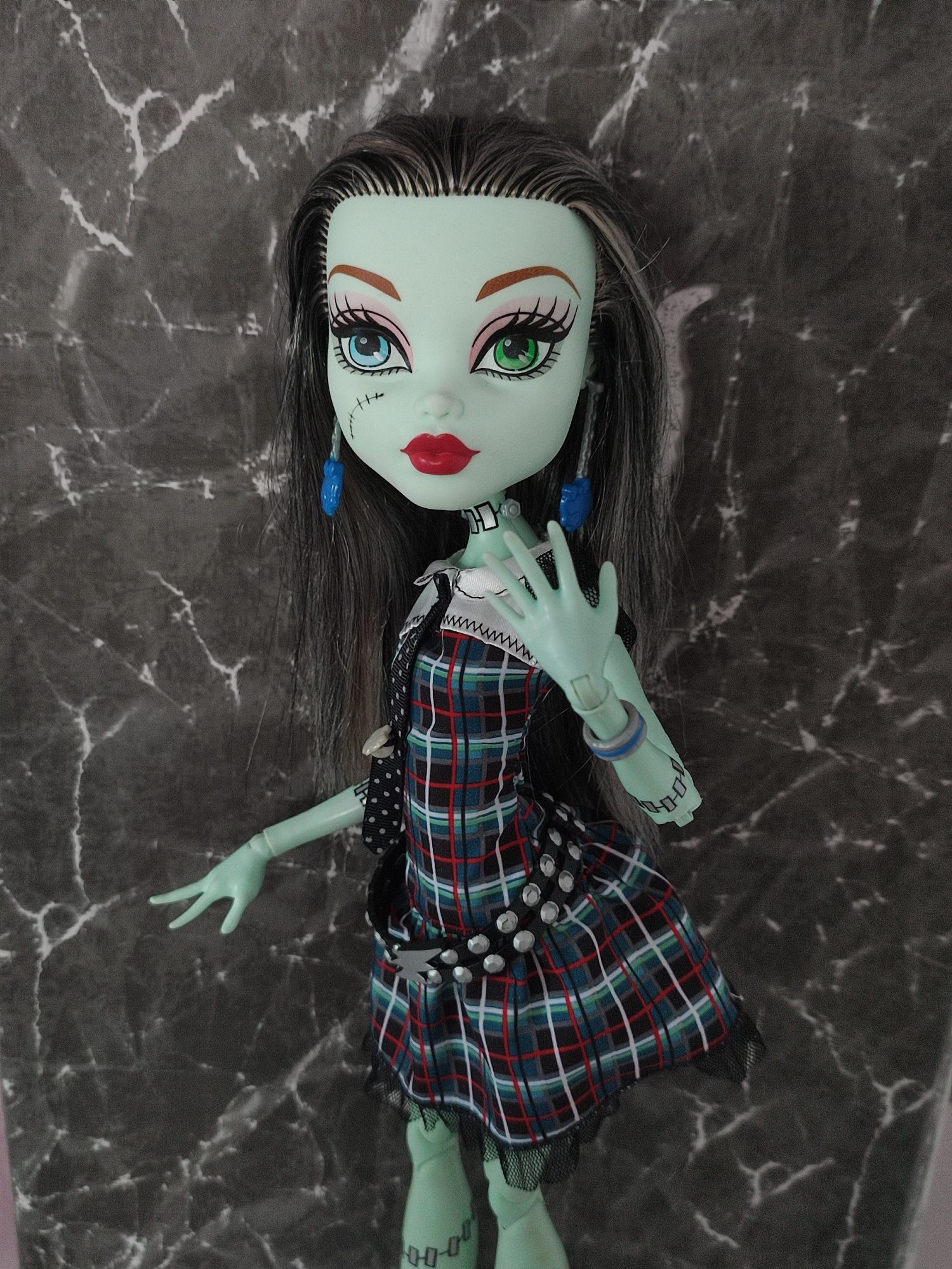 Monster high Frankie Stein Frightfully Tall