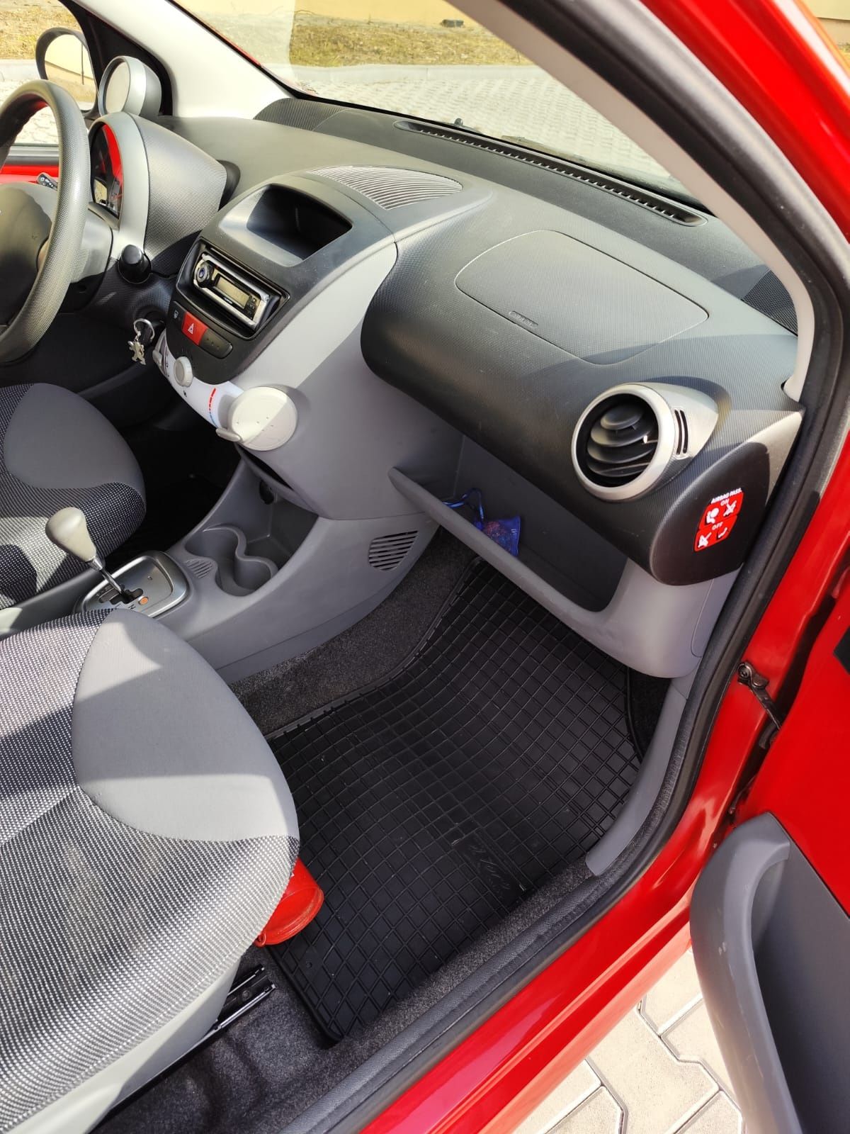 Peugeot 107 Happy70