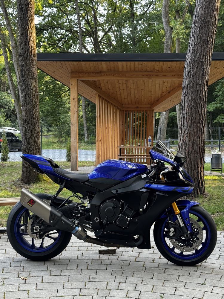 Yamaha YZF-R1 2019 Akrapovic
