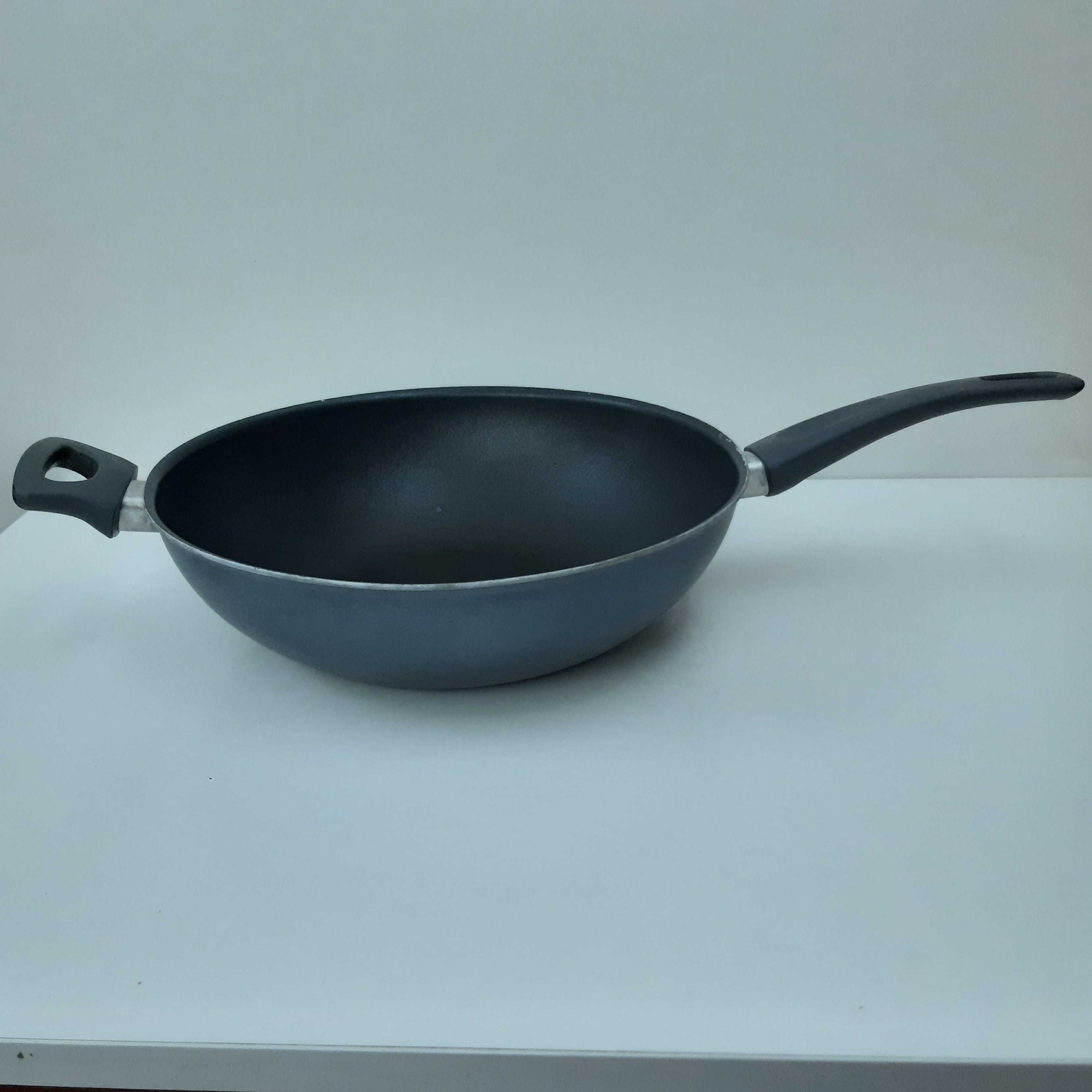 Wok 28cm IKEA Skanka Cinza sem Tampa Funcional