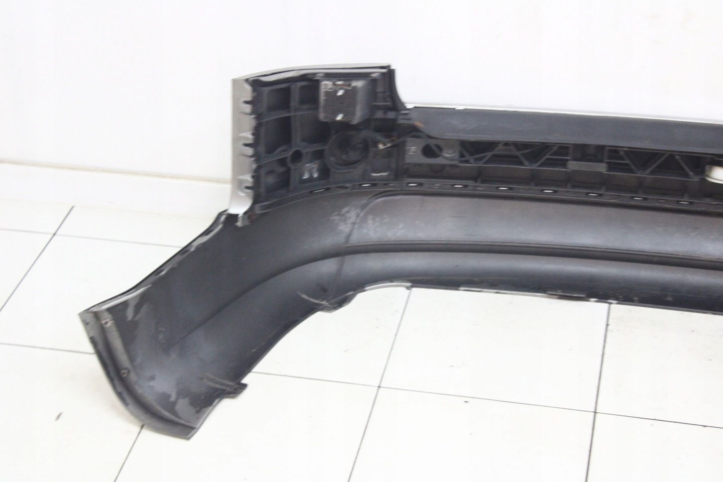 AUDI A4 B6 KOMBI 00R- ZDERZAK TYŁ TYLNY PDC LY7Q S-LINE SLINE