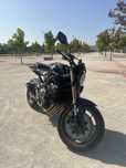Honda cb650r com apenas 8.000km
