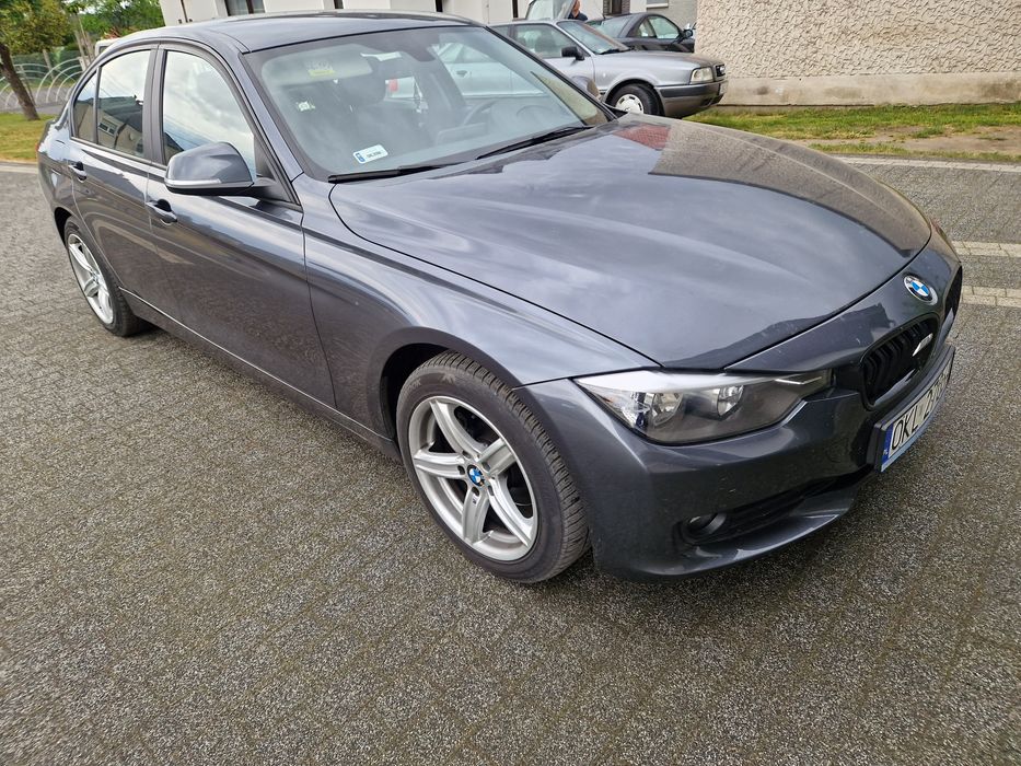 Bmw 320d.  f30. 2015r .nawi klima 117tys