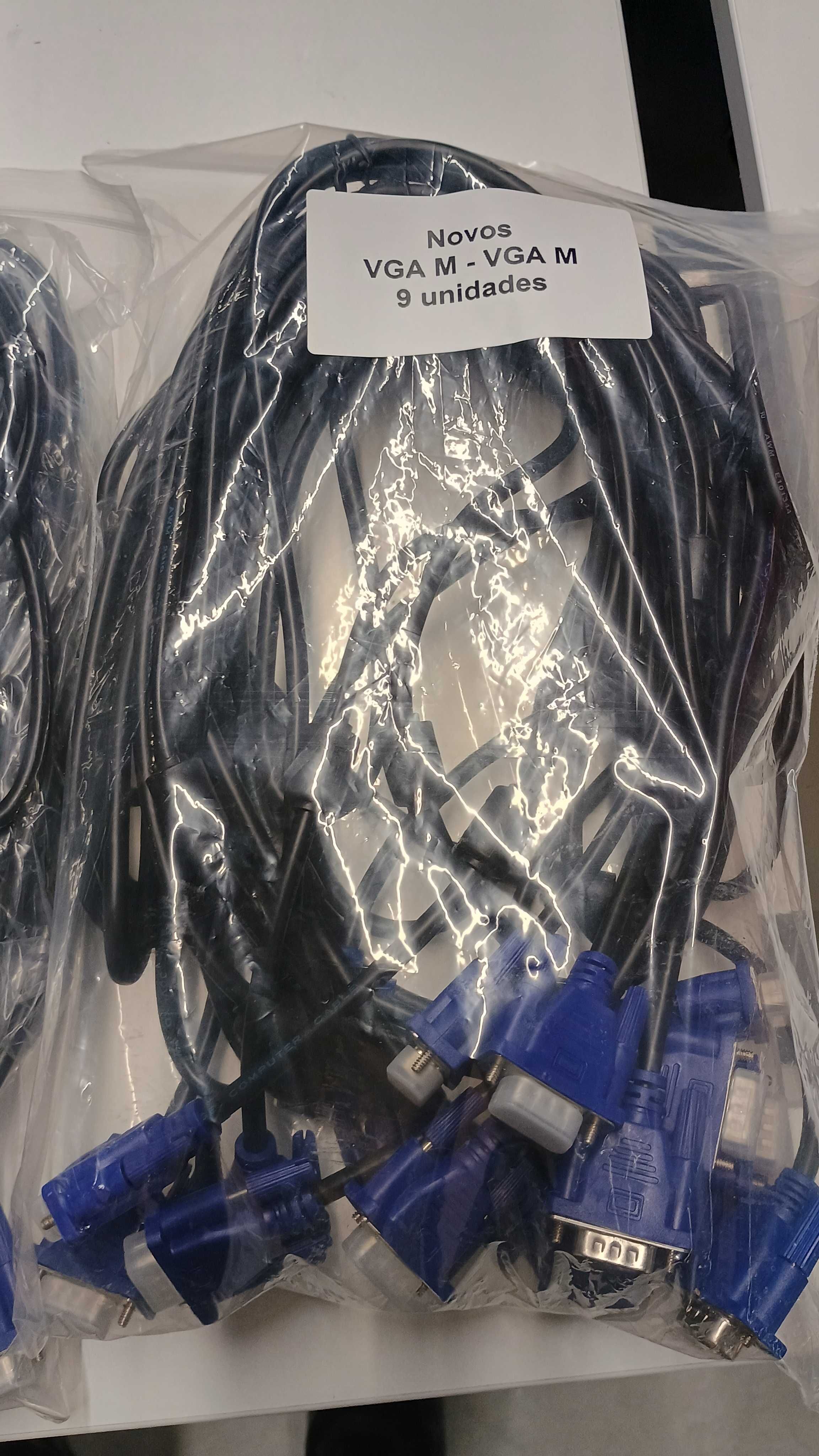 Cabos de vídeo VGA M - VGA M (47 uni) e VGA F - VGA F (4 uni)