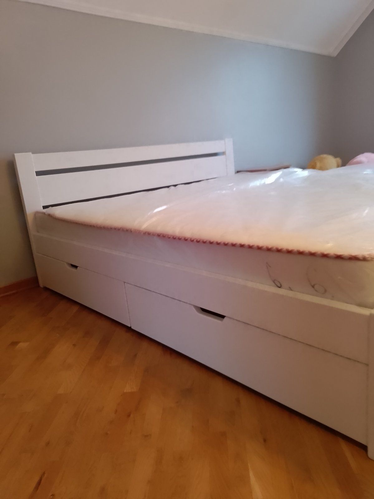 Деревянная кровать, двухспальная кровать ( дерев'яне двоспальне ліжко)