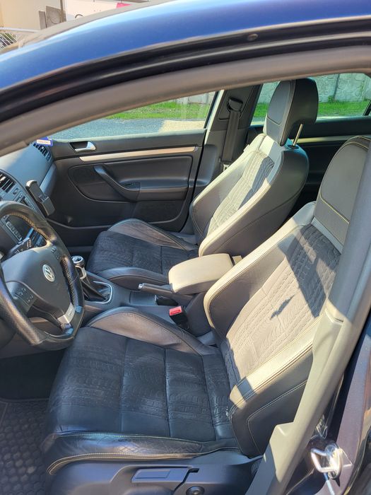 Volkswagen Golf V GTI Pirelli 2.0 TFSI 230KM • Stan bardzo dobry