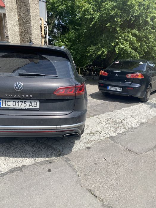 Фольксваген Туареґ