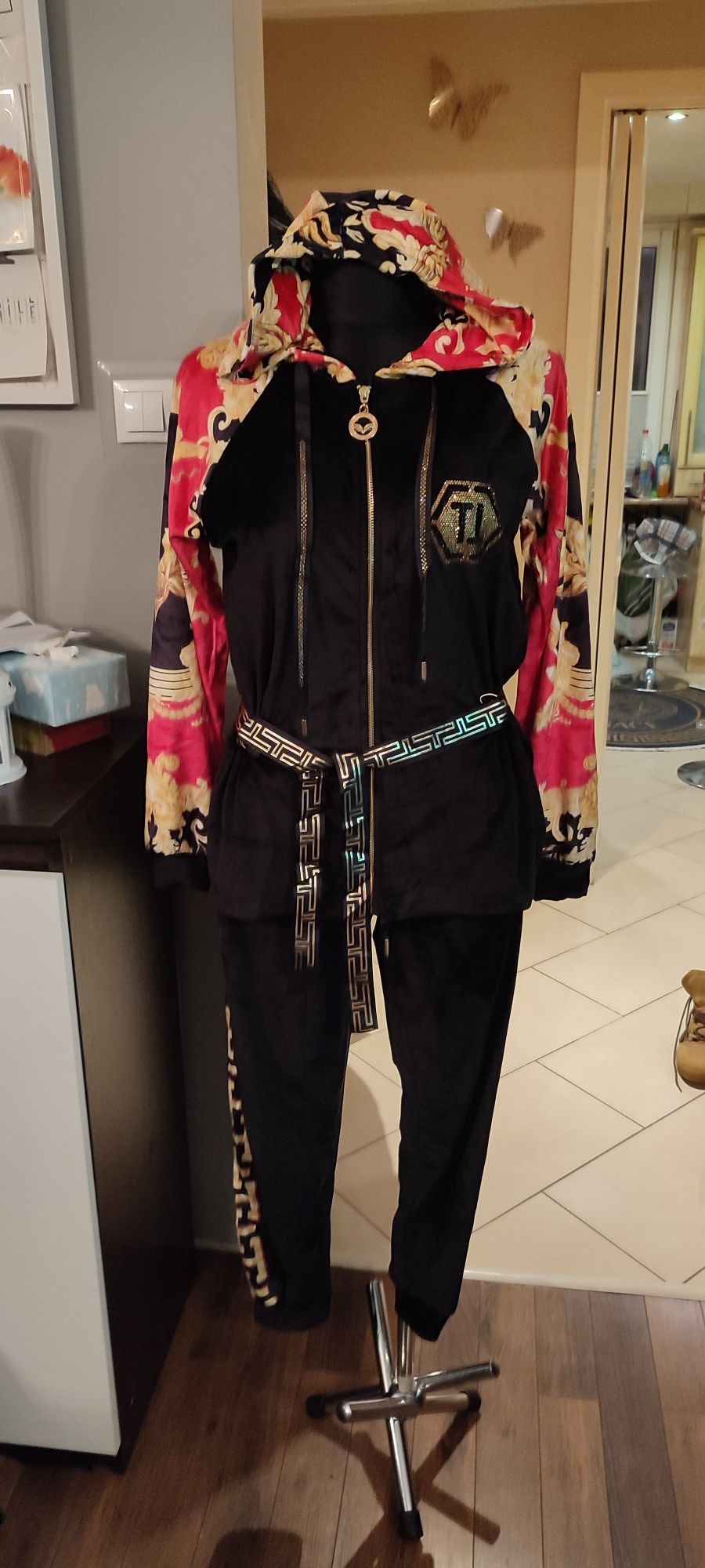 Dres welururowy Tatu