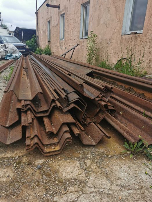 Grodzice stalowe - larsen - ścianki