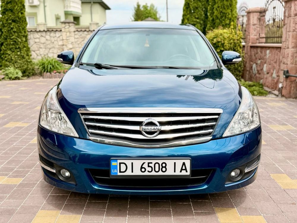 Продам автомобіль в чудовому стані Nissan Teana