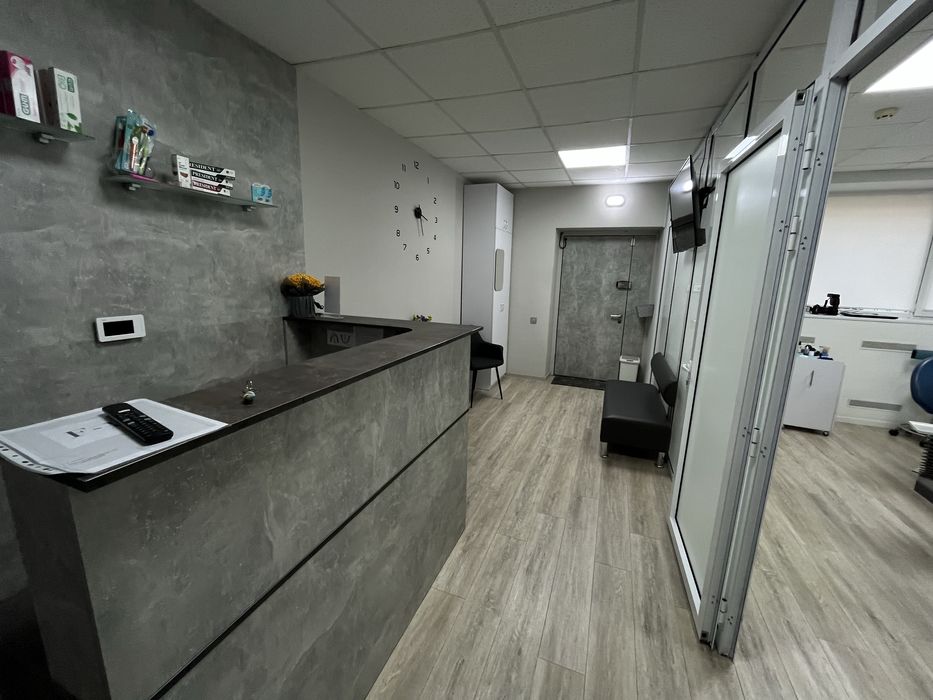 Продам бізнес Працююча стоматологія з сучасним обладнанням є генератор