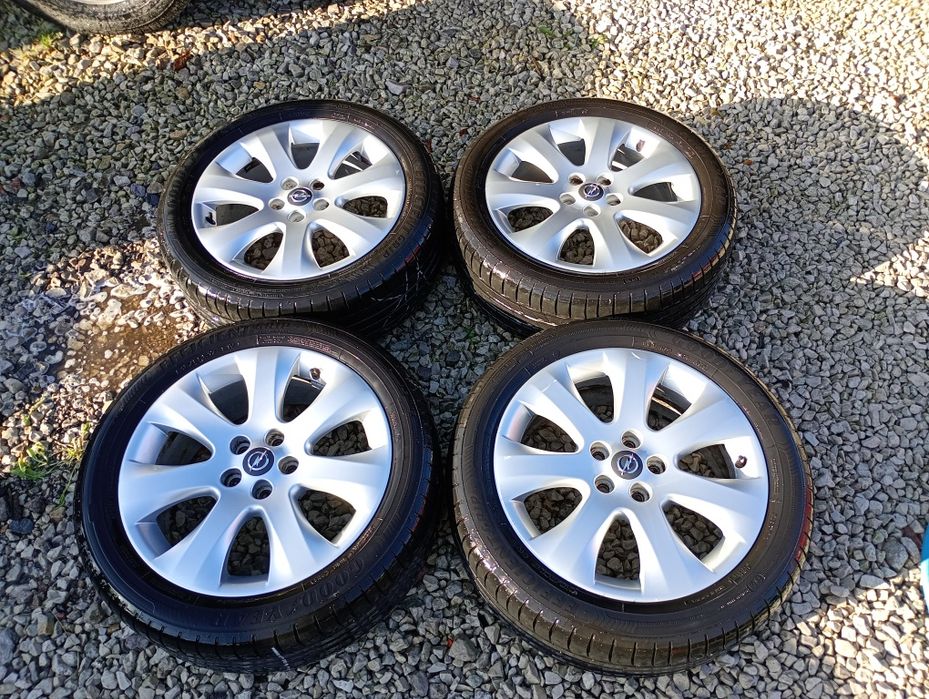 Koła aluminiowe felgi opel 5x105  215/50/17