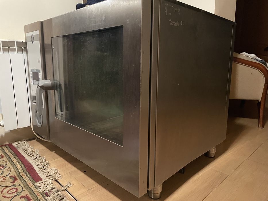 Пароконвектомат mkn Hans Dampf