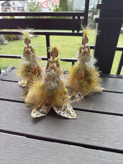 Новоррічні прикраси, ялинка, гірлянди, новорічний декор