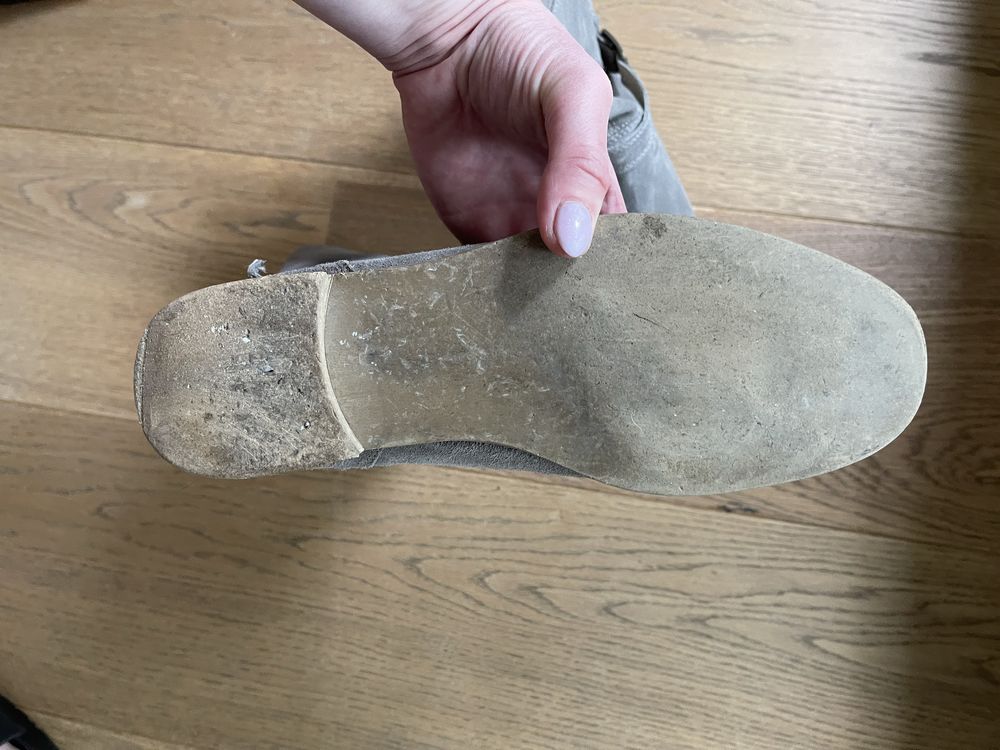 Skórzane zamszowe szare botki 39 / 40 25,5 cm