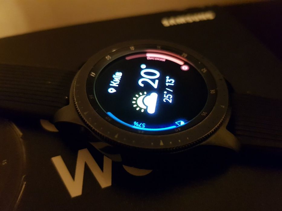 Смарт-часы SAMSUNG Galaxy Watch 42мм Black