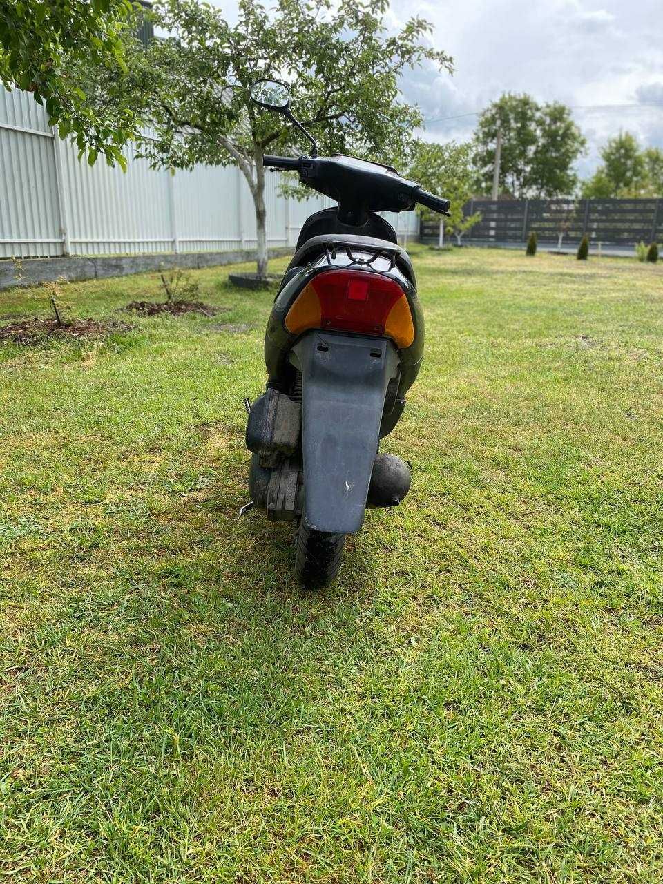 Скутер Suzuki lets 2