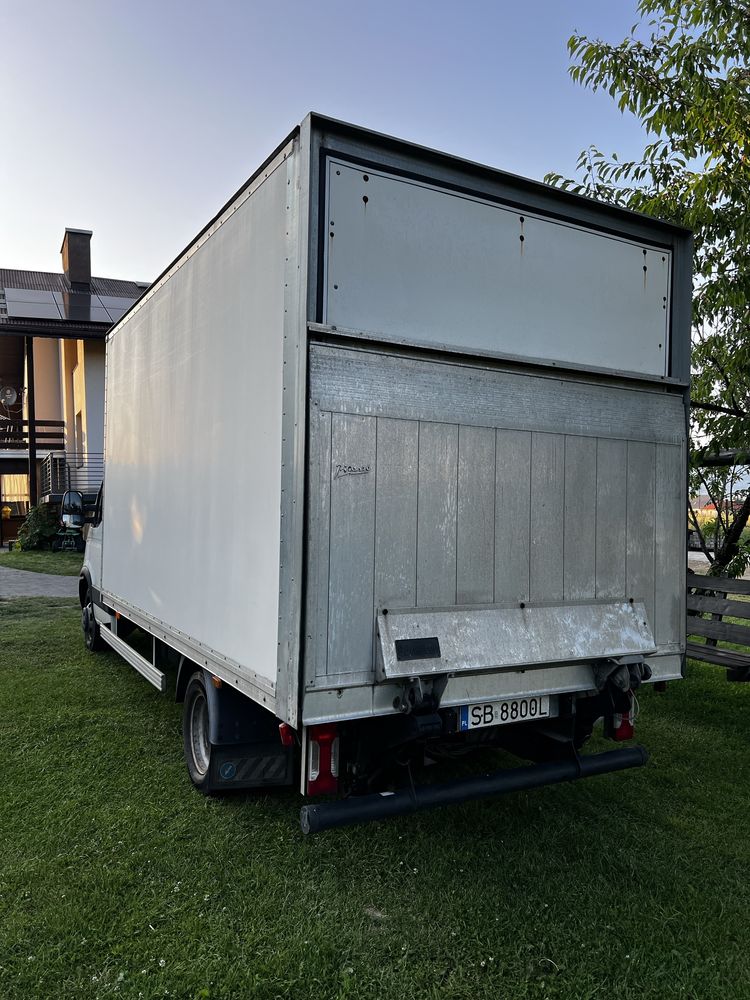 Iveco Daily kontener + winda Bliźniak
