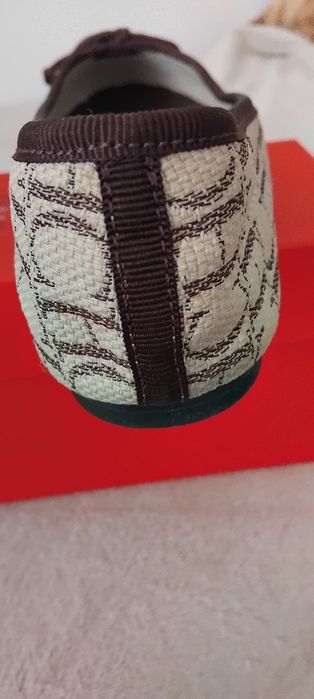 Sabrinas 36 carolina herrera